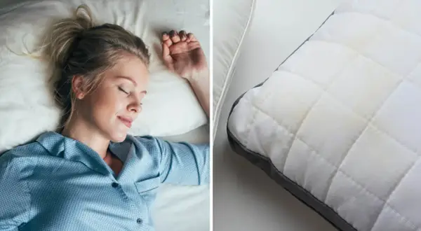 En kvinna sover gott. Bredvid syns en kudde som behöver torktumla för att bli fräsch igen.