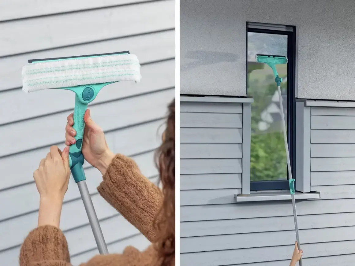 En person använder en fönsterputs med teleskopskaft för att rengöra ett fönster. Detta är den bästa fönsterputs för att få skinande rena fönster.